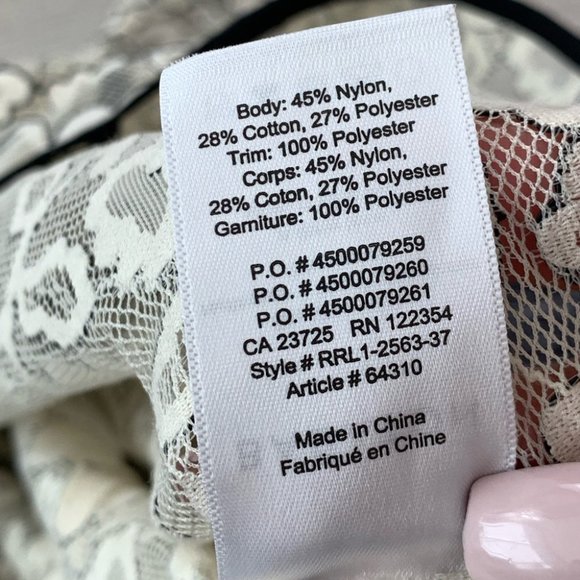 Aritzia Babaton Hopkins Cream Lace Blouse Top - Picture 7 of 12